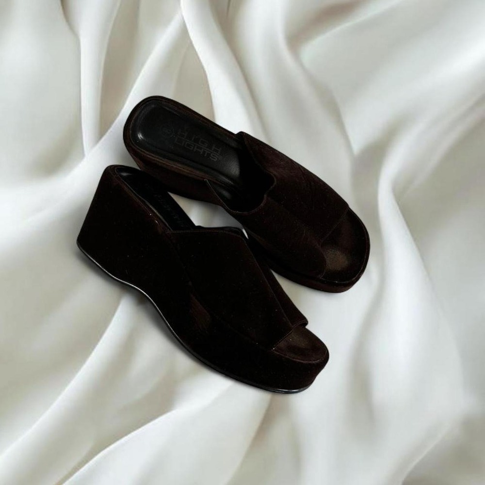 High Lights brown suede platform wedge sandals with a wide strap y2k vintage